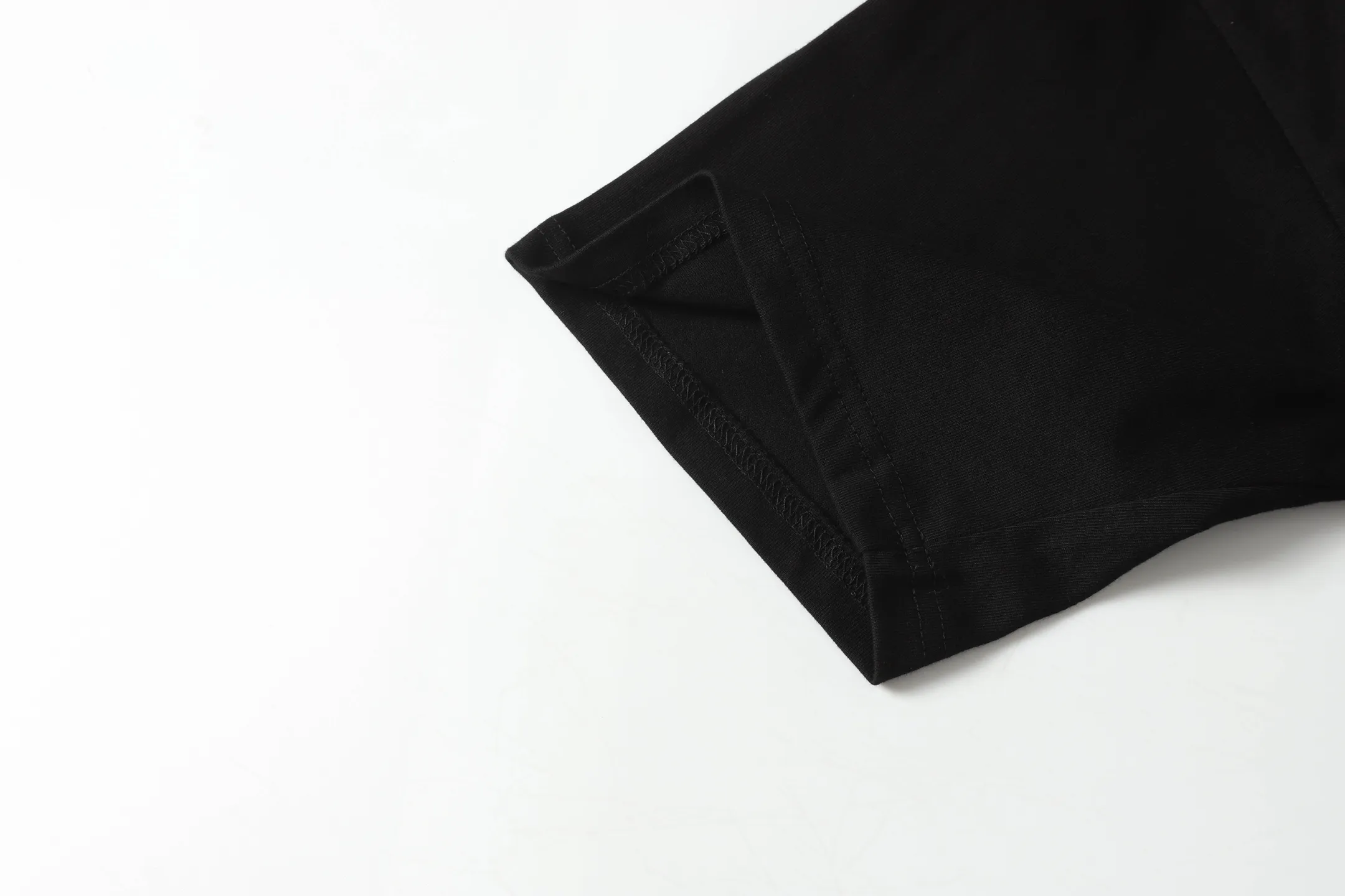 GALLERY.DEPT Summer new short-sleeved style No.: D3310P104 Color: Black Red Size: S M L XL